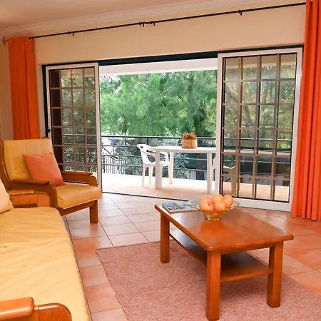 فيلة Simoes By Delilah Collection