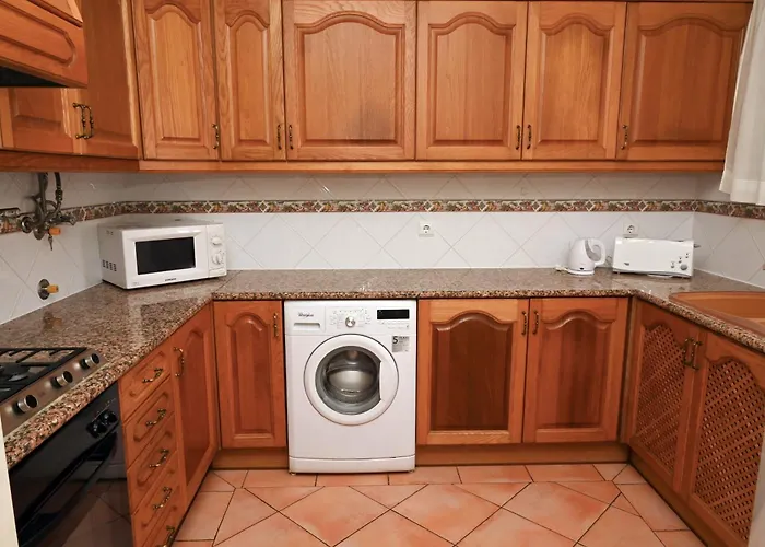 Simoes By Delilah Collection فيلة البوفيرا