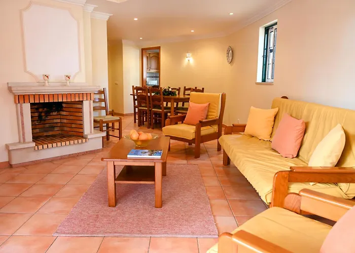 فيلة Simoes By Delilah Collection البوفيرا